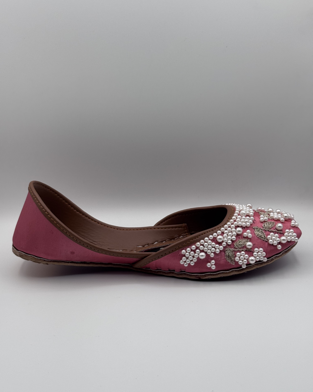 Blush Pearl Bloom Khussa For Women