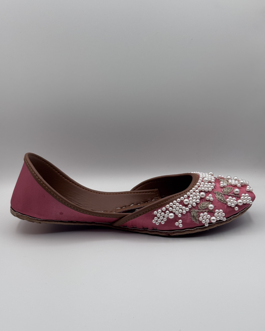Blush Pearl Bloom Khussa For Women