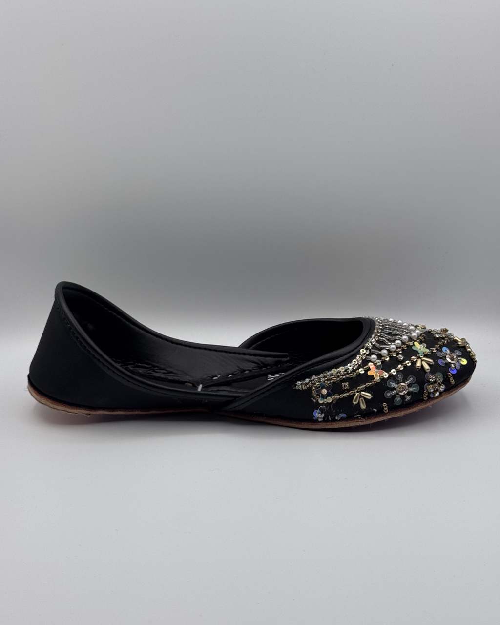 Midnight Aurora Fancy Khussa For Women