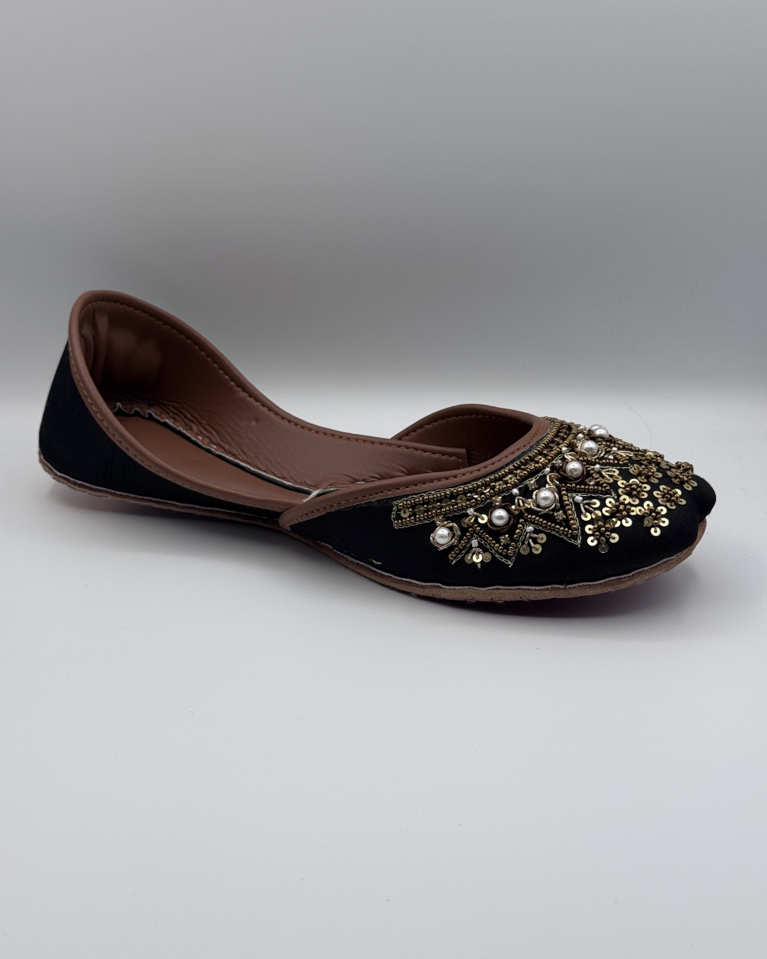 Black Pearl Fancy Khussa For Women